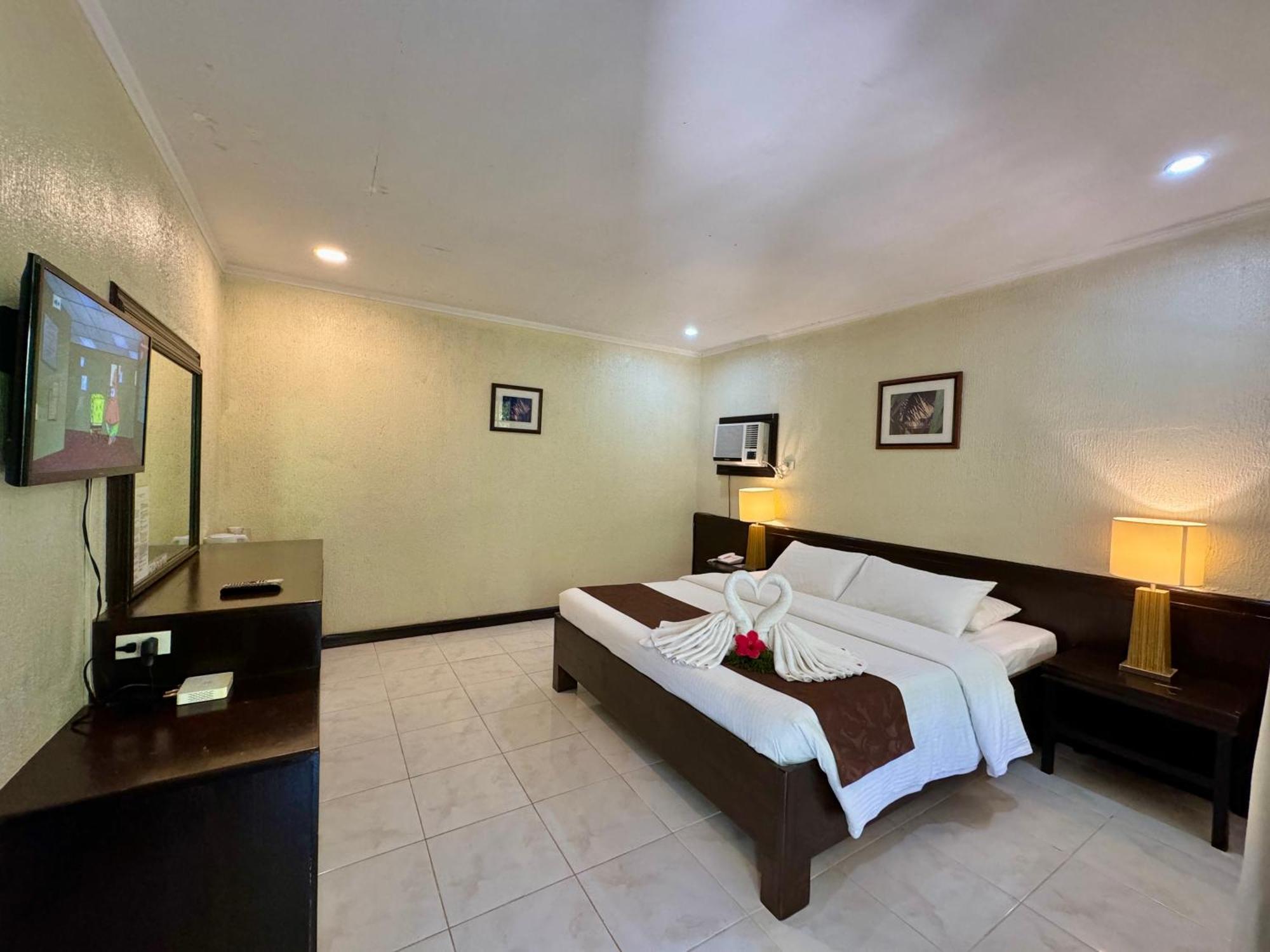 Manoc-Manoc Casa Pilar Beach Resort מראה חיצוני תמונה