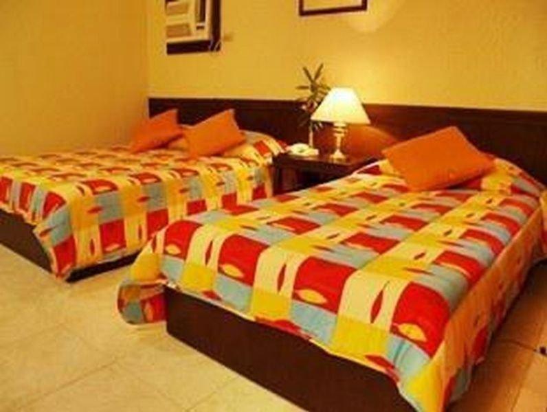 Manoc-Manoc Casa Pilar Beach Resort מראה חיצוני תמונה
